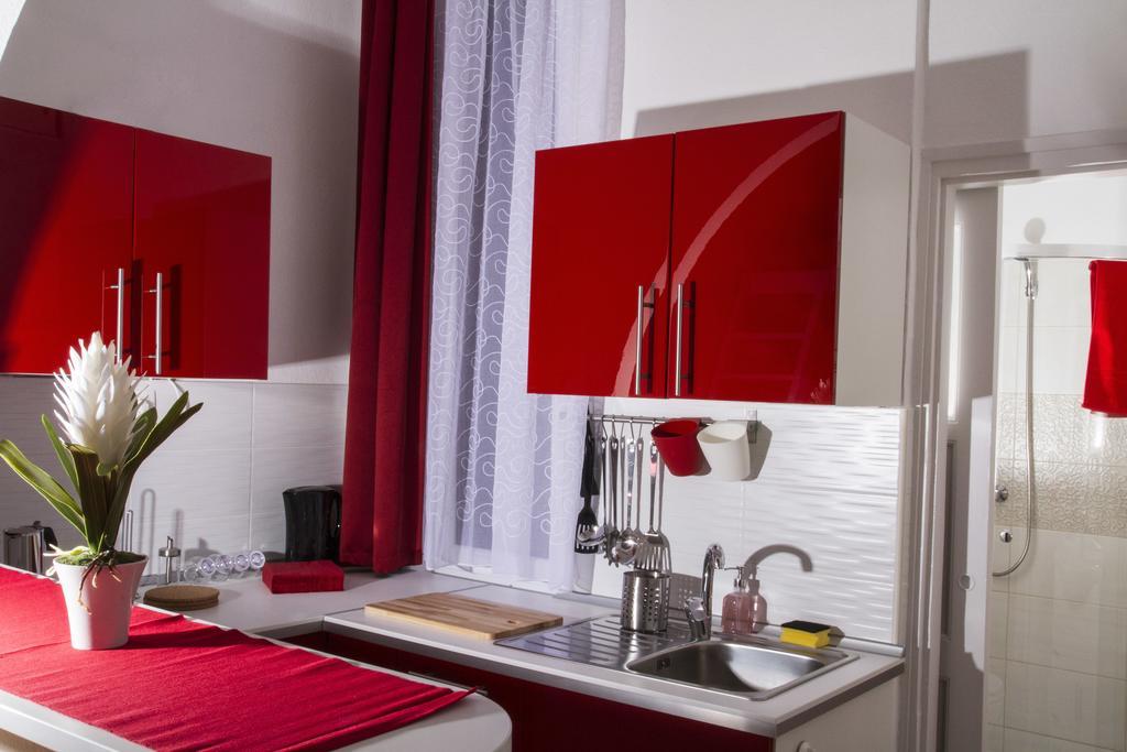 Kalman Apartman Budapest Bilik gambar
